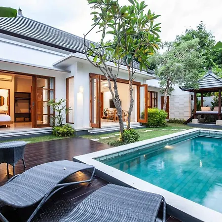 Villa Voyage 4 Seminyak  Exterior photo